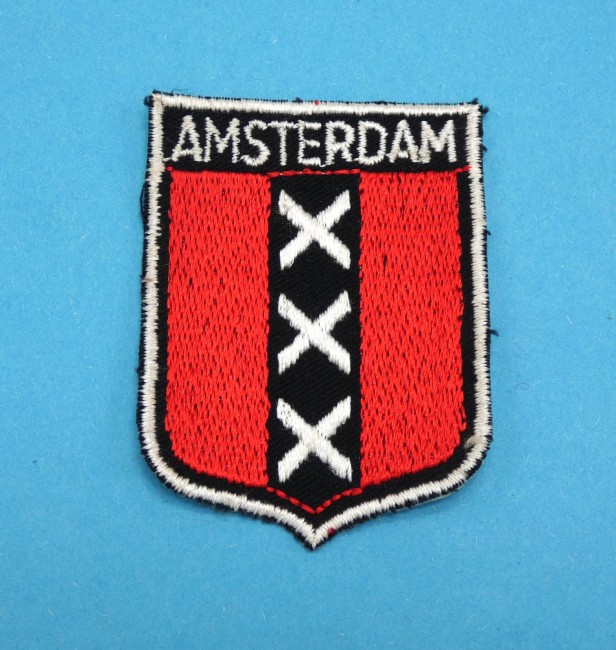 P1060291 Ecusson brodé ville AMSTERDAM