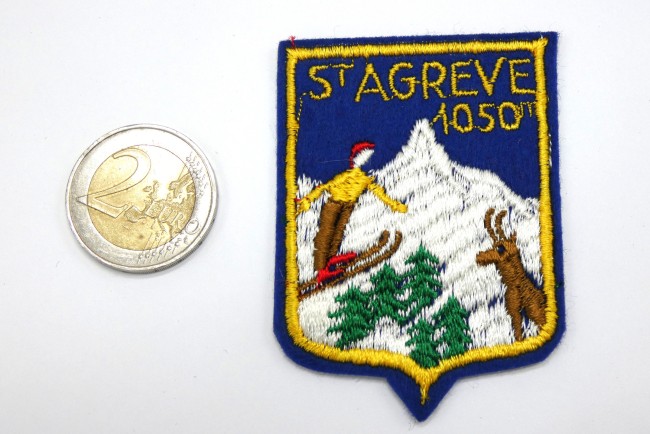 Ecusson brodé ville St AGREVE 1050 m 