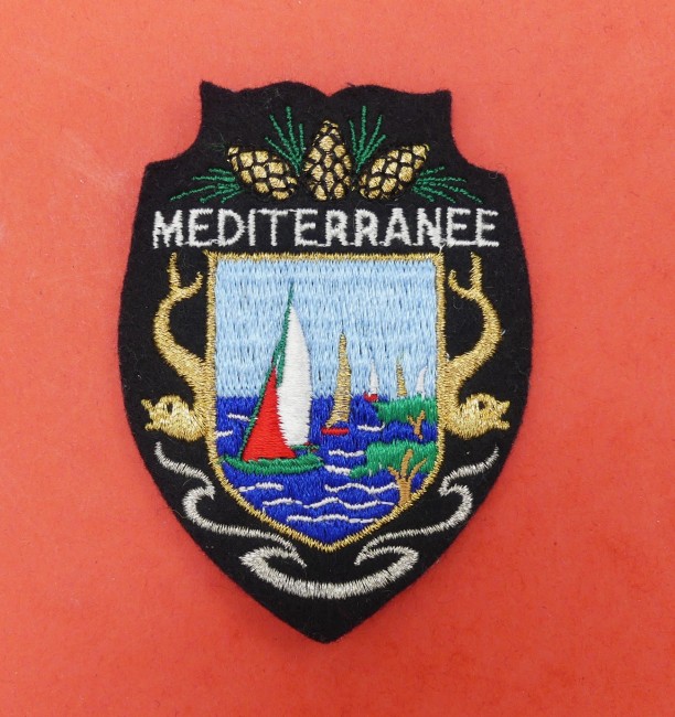 P1240664 Ecusson brodé ville Mediterranée