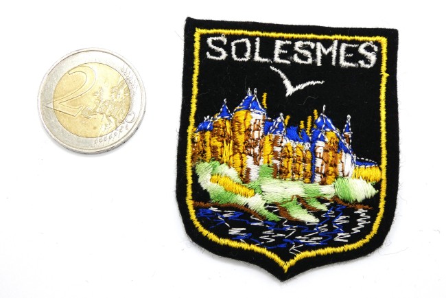 Ecusson  brodé ville SOLESMES
