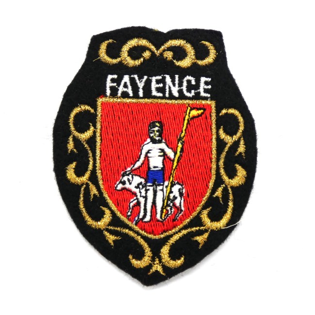 P1110642 Ecusson brodé ville FAYENCE