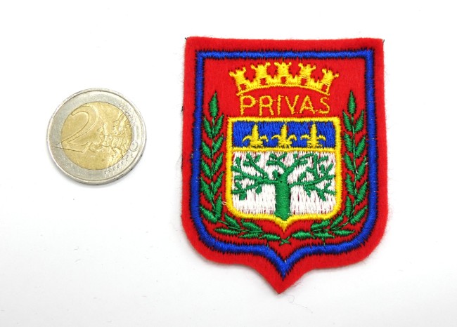 P1110346 Ecusson brodé ville Privas