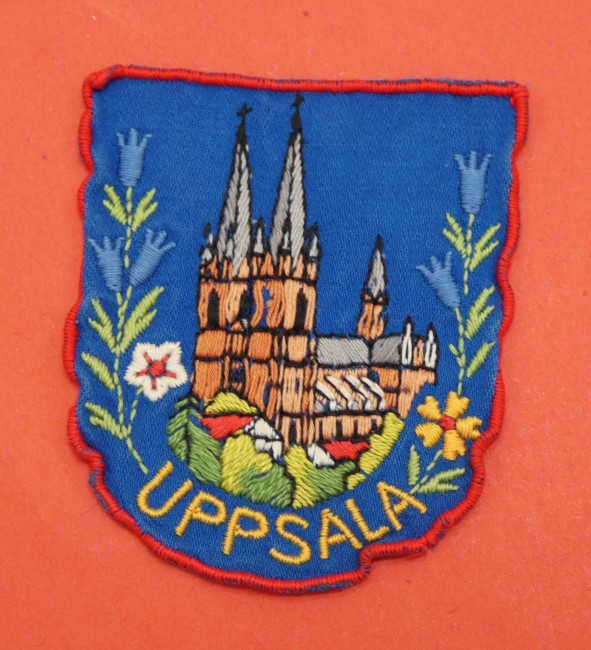 P1040252 Ecusson brodé ville UPPSALA ( Upsal )