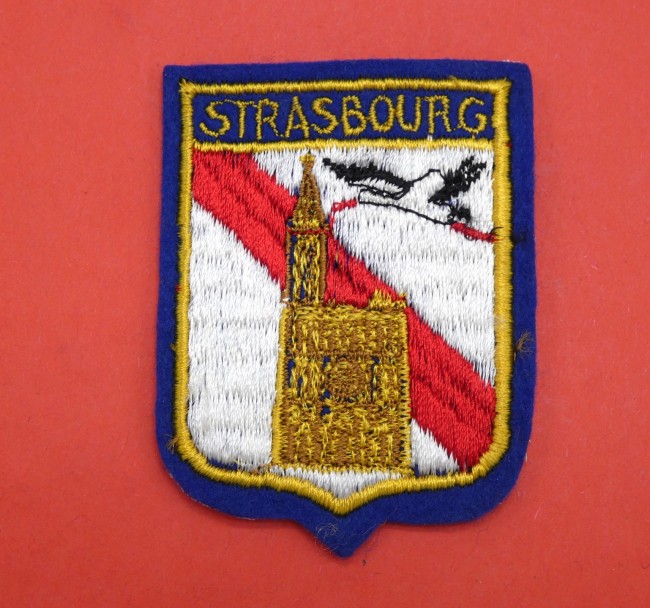 P1070228 Ecusson brodé ville Strasbourg