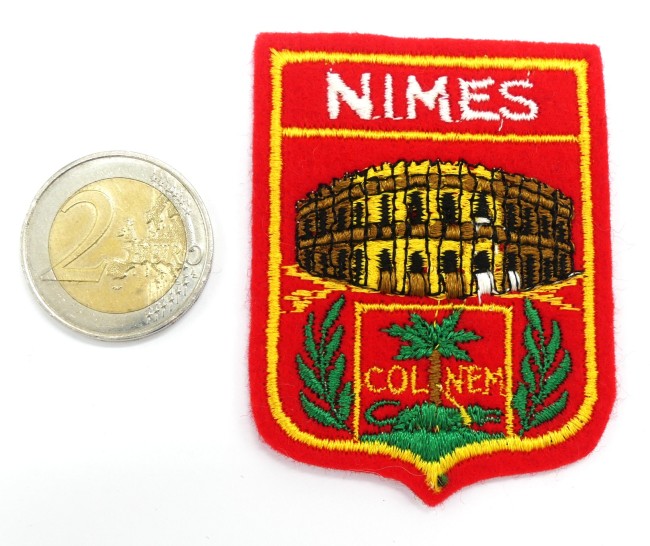 Ecusson brodé ville Nîmes