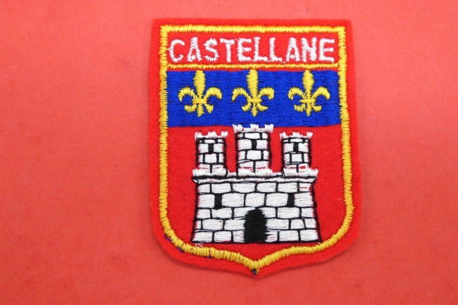 P1070128 Ecusson brodé ville Castellane