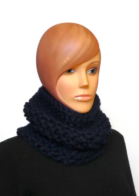 Tour de cou femme bleu marine 