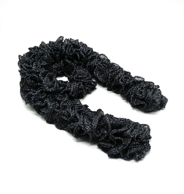 Echarpe femme noire pailletée argenté 