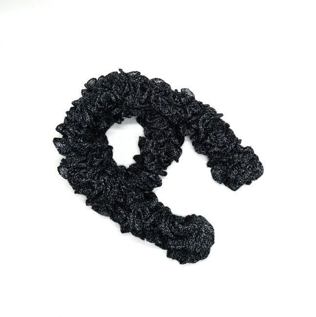 Echarpe femme noire pailletée argenté 