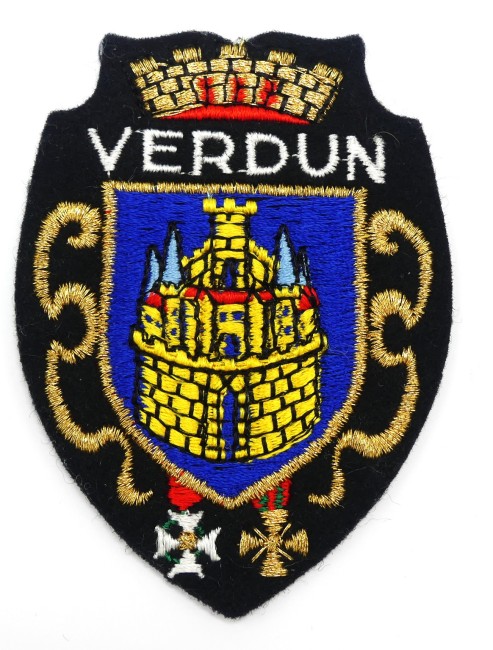 Ecusson brodé ville Versun 