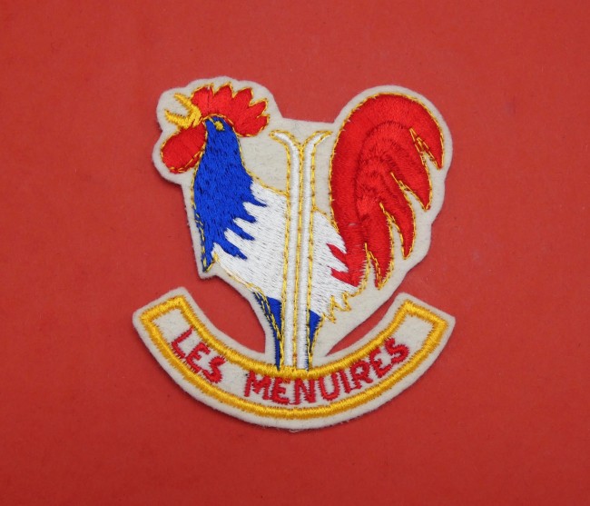 P1090623 Ecusson Coq brodé Les Menuires