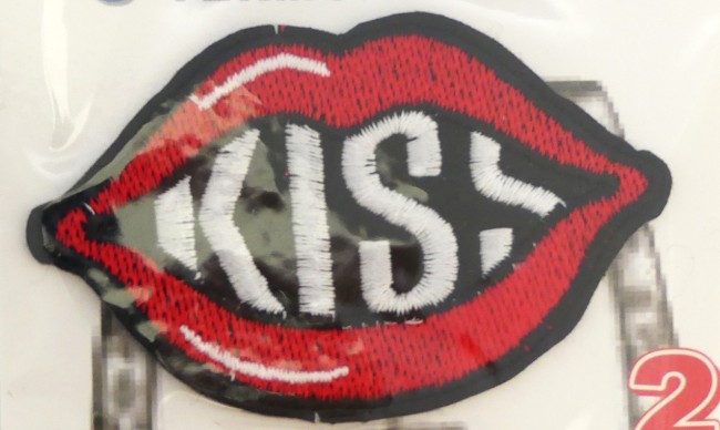 Ecussons thermocollants bouche désir / kiss 