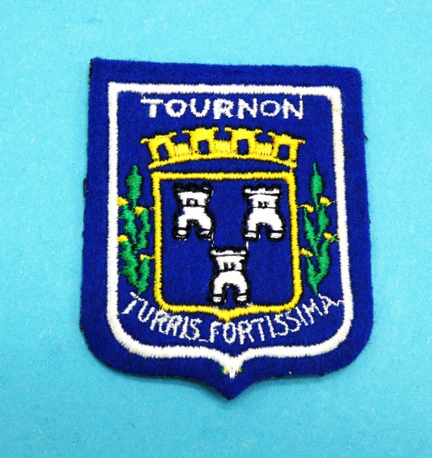 Ecusson brodé ville TOURNON 