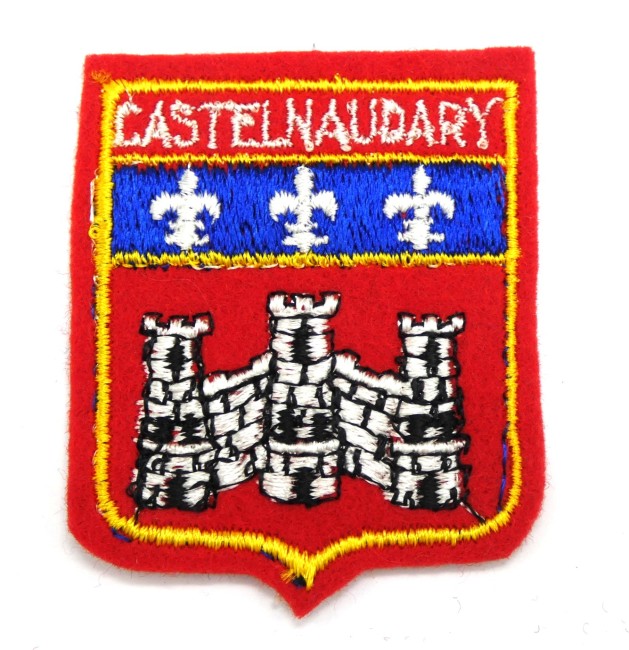 P1110387 Ecusson brodé ville Castelnaudary