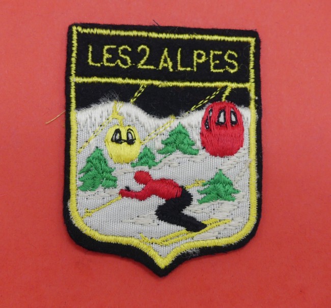 Ecusson brodé ville Les 2 Alpes