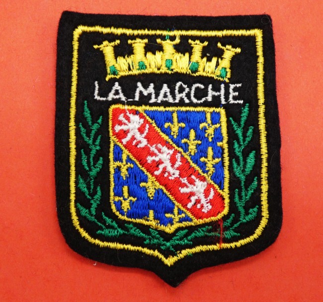 P1080212 Ecusson brodé ville LA MARCHE