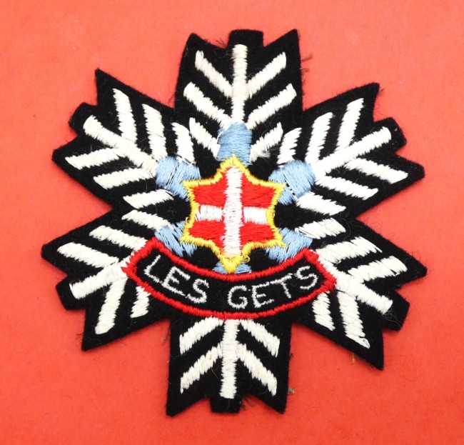 Ecusson collection montagne brodé ville Les Gets