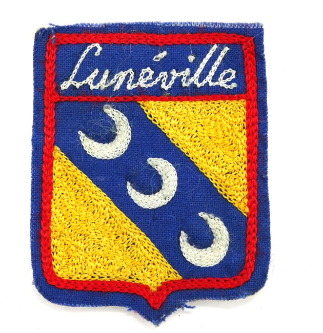 Ecusson brodé ville Lunéville ( occasion )