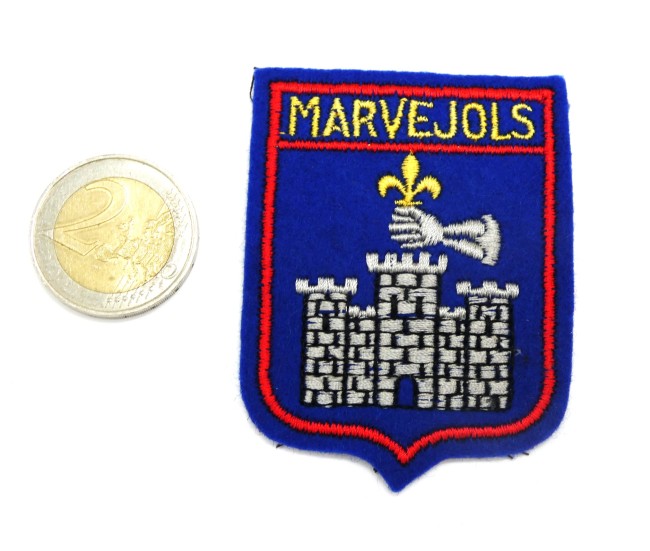 P1090975 Ecusson brodé ville Marvejols