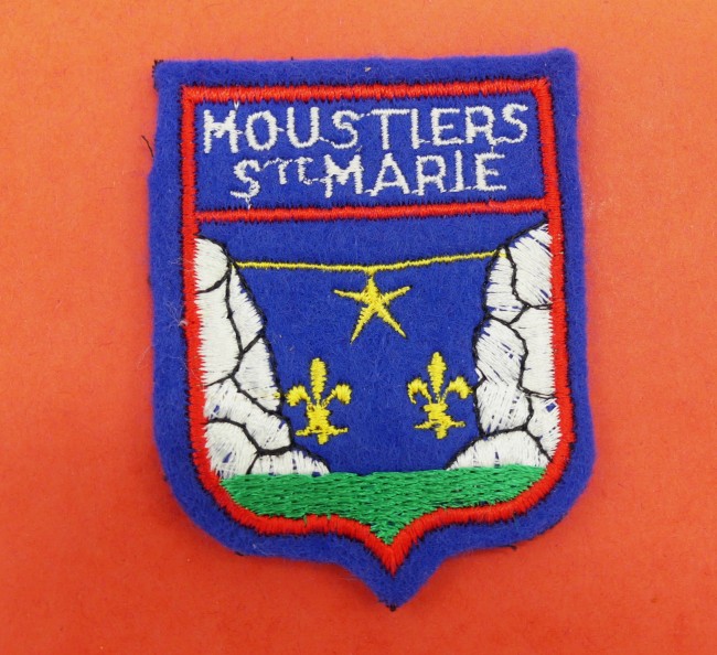 Ecusson ville Moustiers Ste Marie 