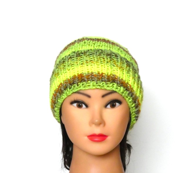 P1010721 Bonnet femme jaune fluo / muliticlore