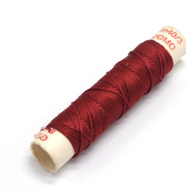 Fil de soie à broder Gutermann C 12