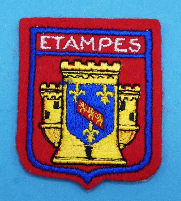 P1080016 Ecusson brodé ville ETAMPES