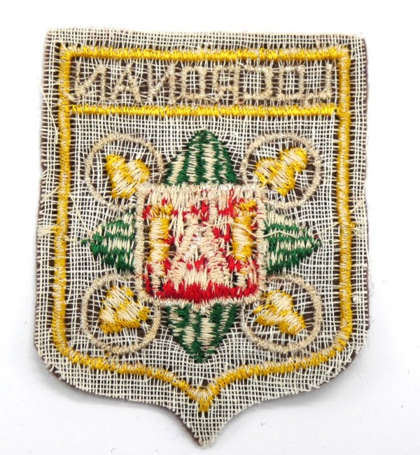 P1020174 Ecusson brodé ville Locronan