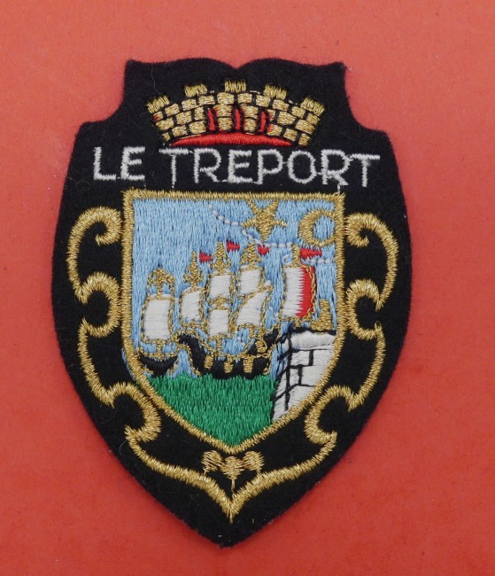 Ecusson collection meresse brodé ville Le Treport