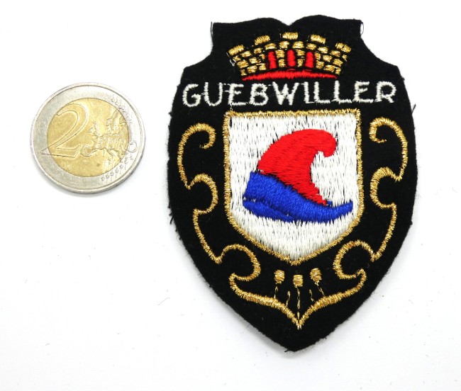 P1030781 Ecusson brodé ville GUEBWILLER