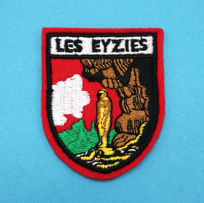 Ecusson collection ville Les Eyzies à coudre 