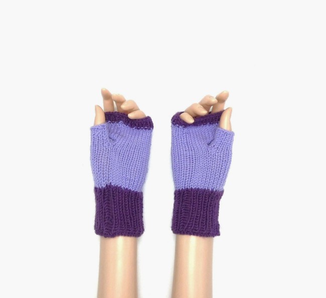 P1060890 Mitaines pour femme couleur violette et lilas 100% laine merino