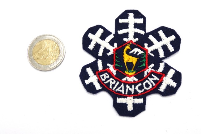  Ecusson brodé ville Briançon forme flocon neige 