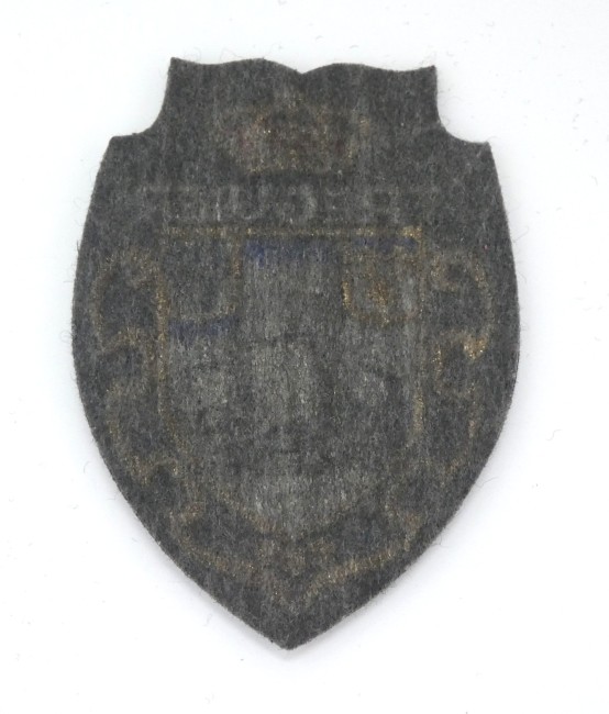 Ecusson ville brodé TREGUIER 