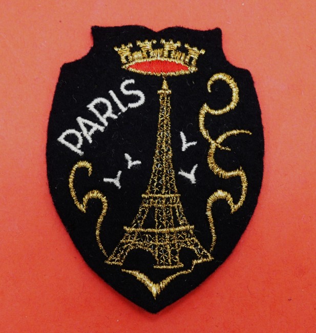 P1240408 Ecusson meresse brodé ville PARIS