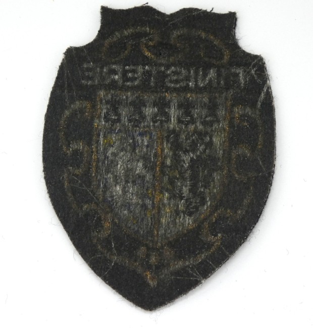 Ecusson brodé ville FINISTERE