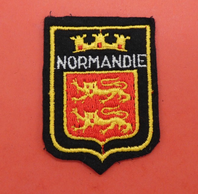 P1020050 Ecusson brodé villeNORMANDIE