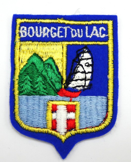 P1070908 Ecusson brodé ville BOURGET DU LAC