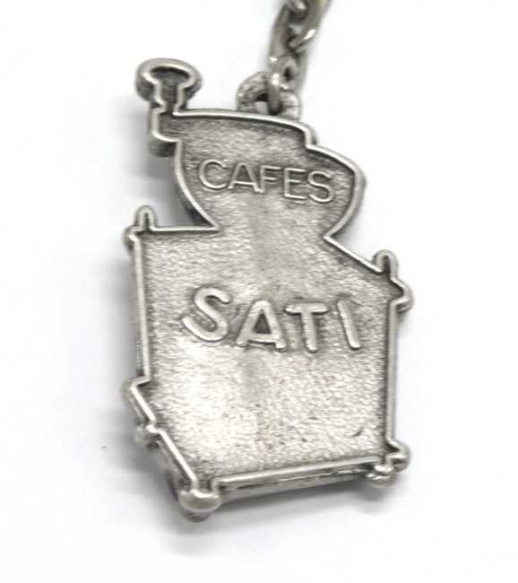 Ancien porte clé métal moulin à café sati 