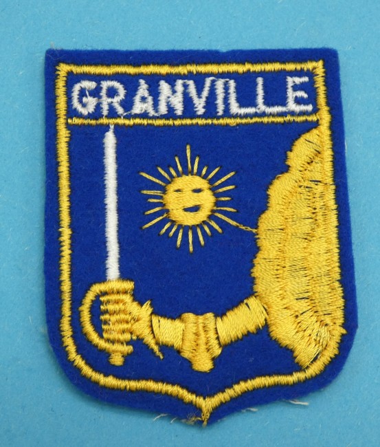 P1070363 Ecusson brodé ville GRANVILLE