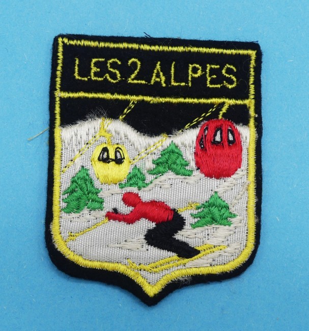 Ecusson brodé ville Les 2 Alpes