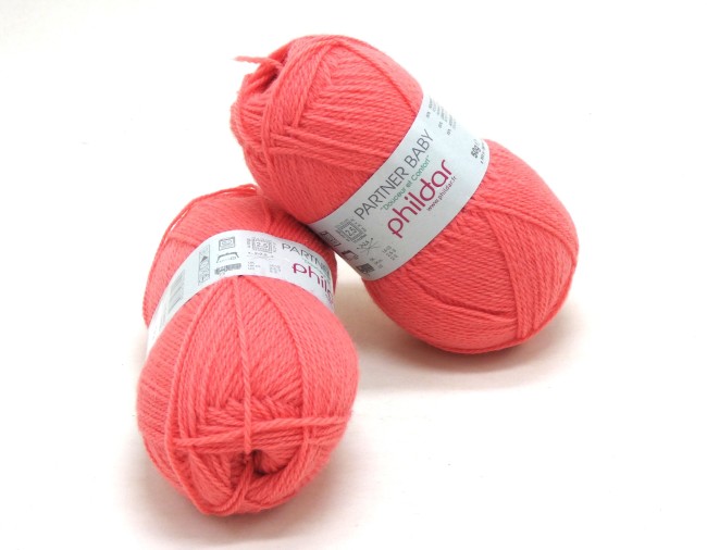 Lot 2 pelotes Laine Phildar PARTNER BABY C 201 oeuillet