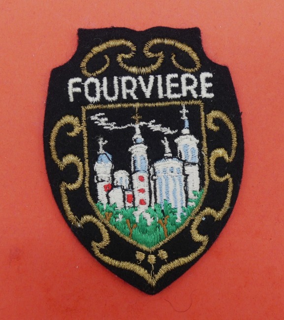 P1240659 Ecusson brodé ville Fourviere