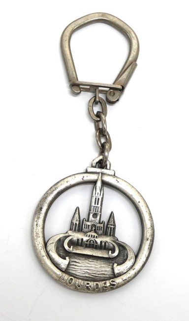 Porte clé ancien ville cathédrale LOURDES 