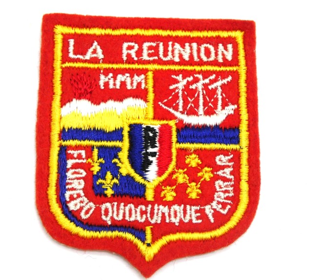 P1040564 Ecusson brodé ville île réunion