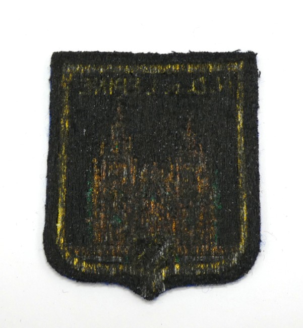 Ecusson brodé N . D de L 'Epine 