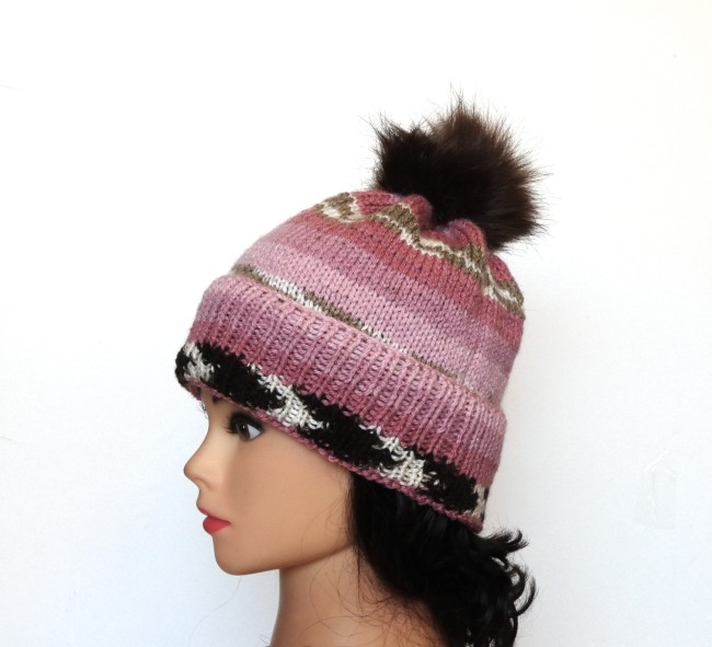 P1010641 Bonnet femme rose / marrron Ice Yearn tricoté main