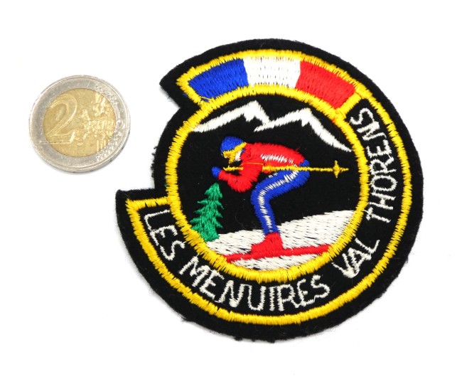 P1050869 Ecusson brodé Les Menuires Val Thorens