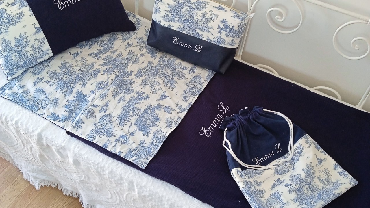 confections personnalisées en toile de jouy pour Noël
