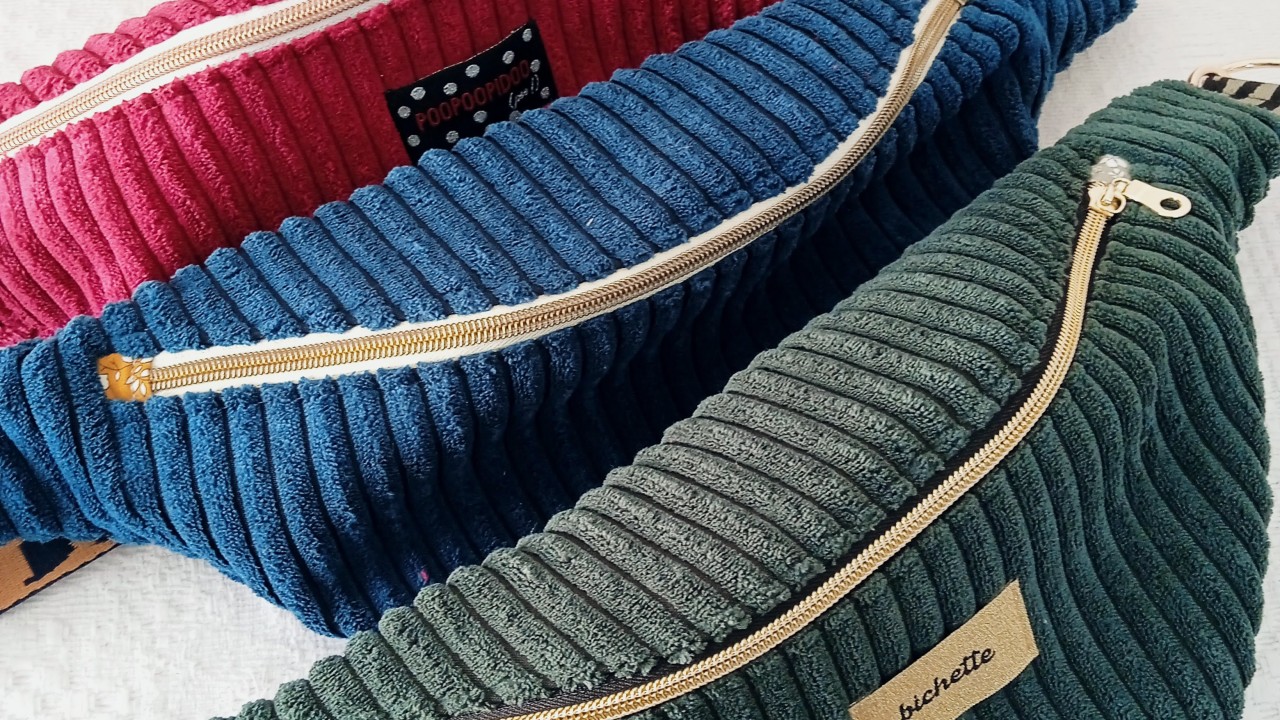 Sac banane femme en velours côtelé, cadeau personnalisé de Noël.